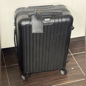 Rimowa Black Hard-Shell Carry-On Spinner Luggage Ted Talk Special Edition